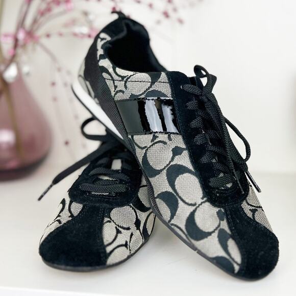 Coach Hadley Monogram Signature Jacquard Suede Sneakers Black White Size 8.5 M - Picture 2 of 16